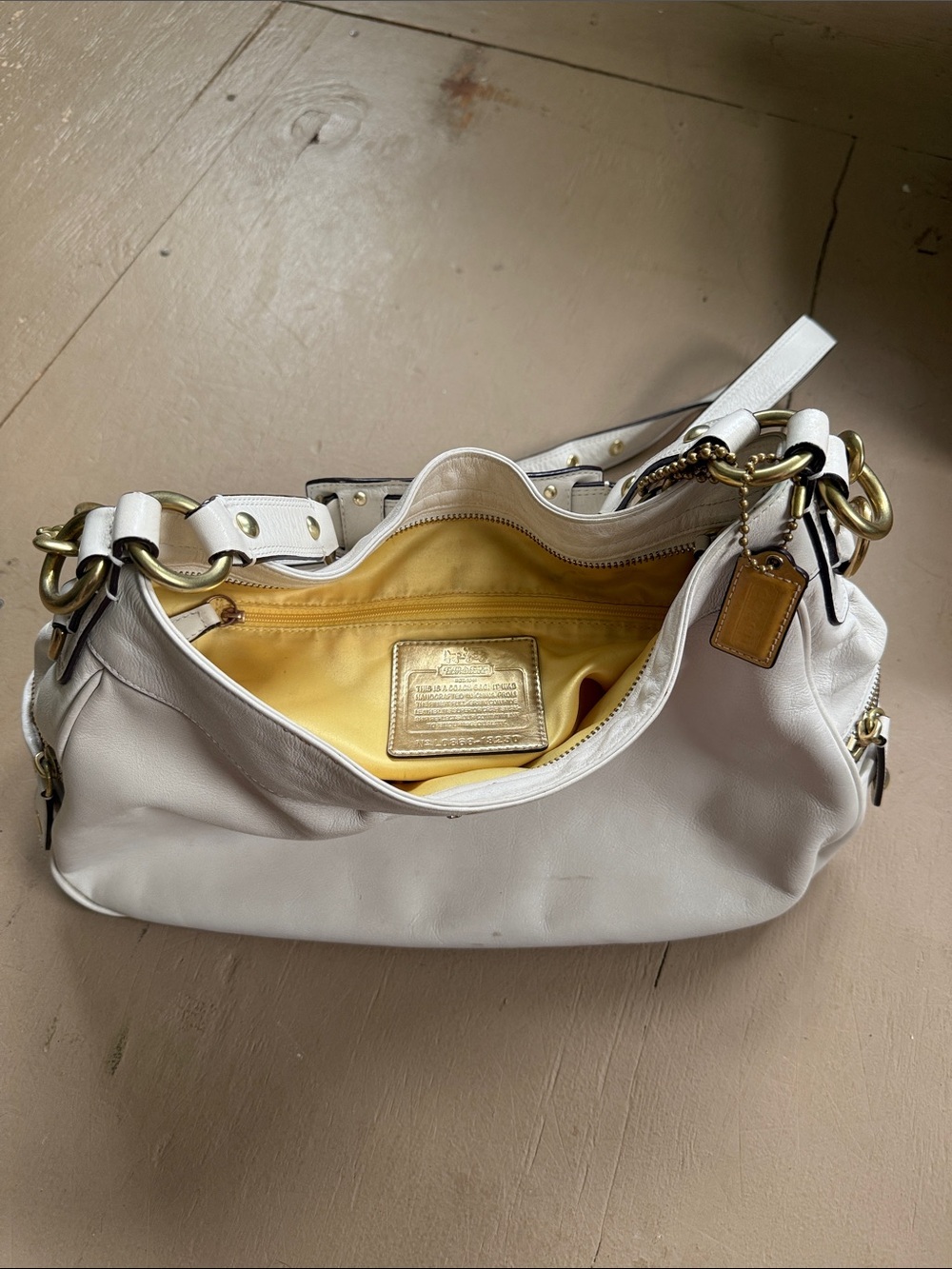 Coach White Leather Shoulder Bag with Gold Hardware and Yellow Lining
